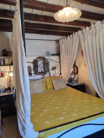 Image No.9-2 Bed Maisonette for sale