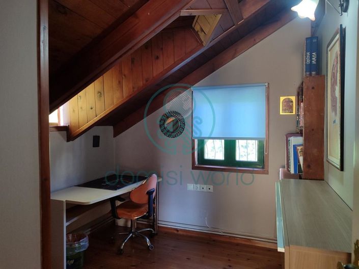 Image No.22-4 Bed House for sale