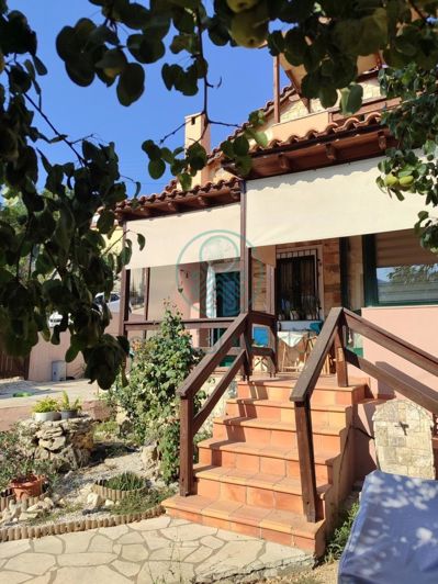 Image No.3-4 Bed House for sale