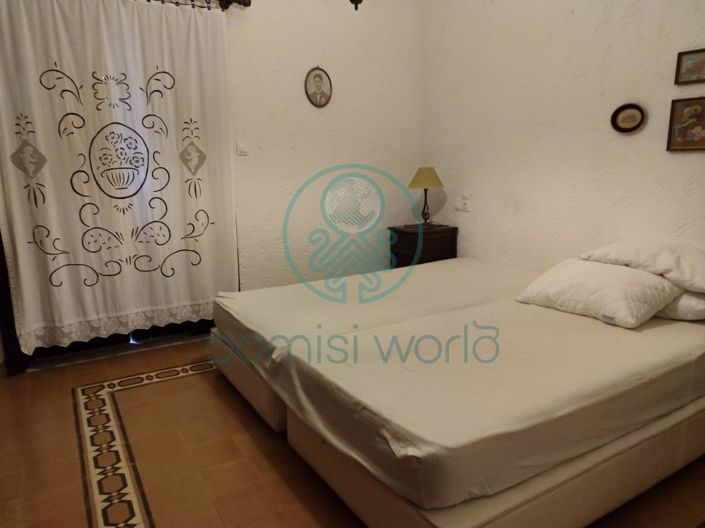 Image No.23-5 Bed House for sale