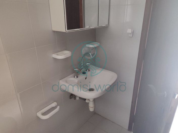 Image No.10-Maisonette de 4 chambres à vendre à Center