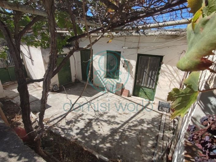 Image No.2-4 Bed House for sale