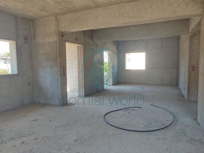 Image No.12-6 Bed House for sale