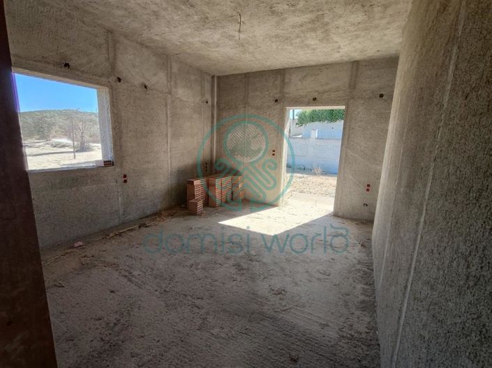 Image No.14-6 Bed House for sale