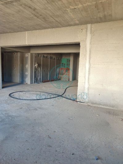 Image No.19-6 Bed House for sale