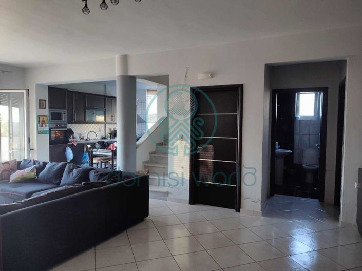 Image No.16-Villa de 8 chambres à vendre à Pompia