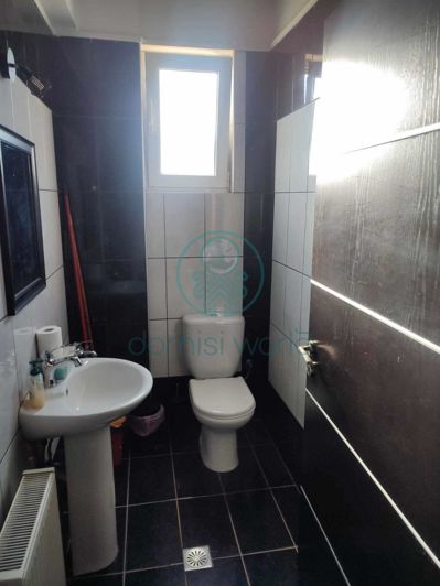 Image No.24-Villa de 8 chambres à vendre à Pompia