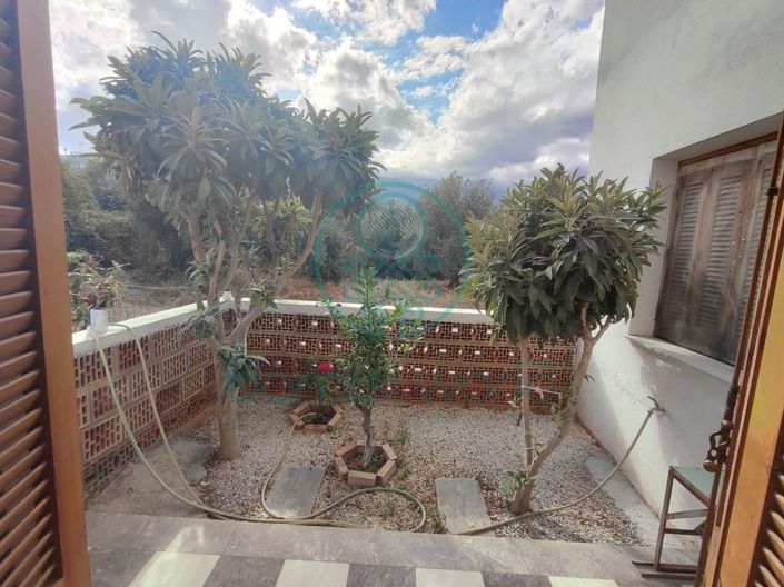 Image No.13-5 Bed House for sale