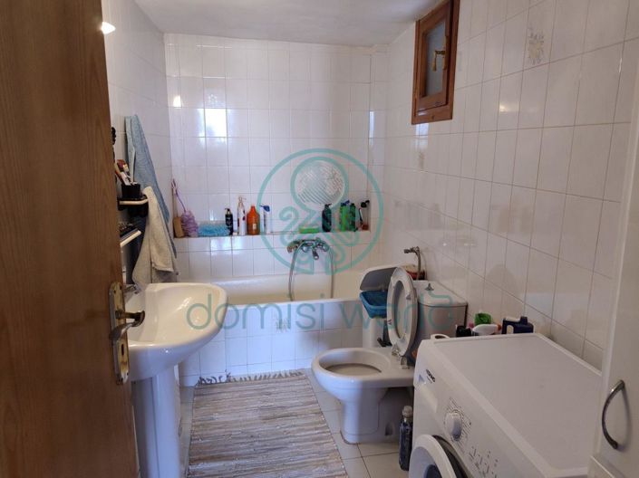 Image No.17-5 Bed House for sale