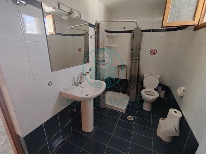 Image No.24-5 Bed House for sale