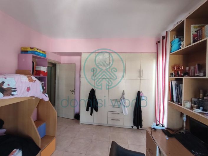 Image No.18-3 Bed House for sale