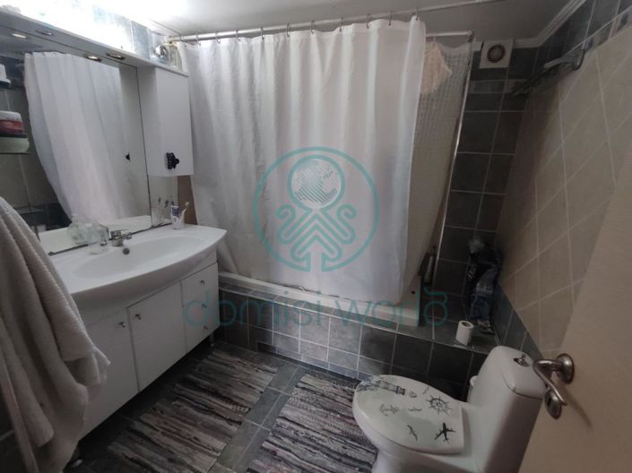 Image No.19-3 Bed House for sale