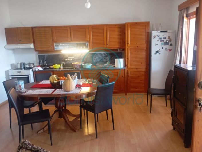 Image No.15-4 Bed House for sale