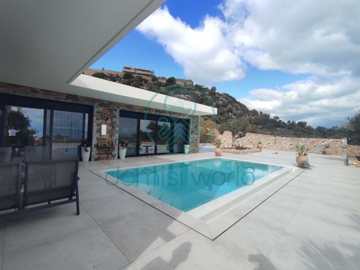 Image No.1-3 Bed Villa for sale