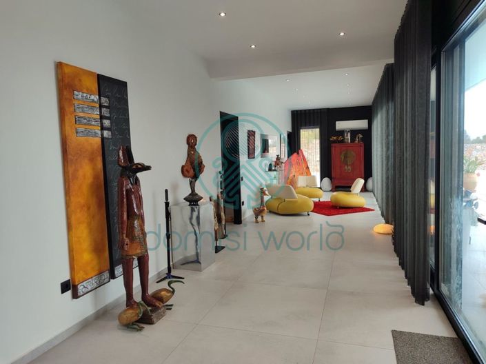 Image No.17-3 Bed Villa for sale