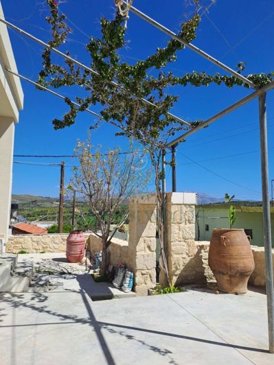 Image No.10-3 Bed House for sale