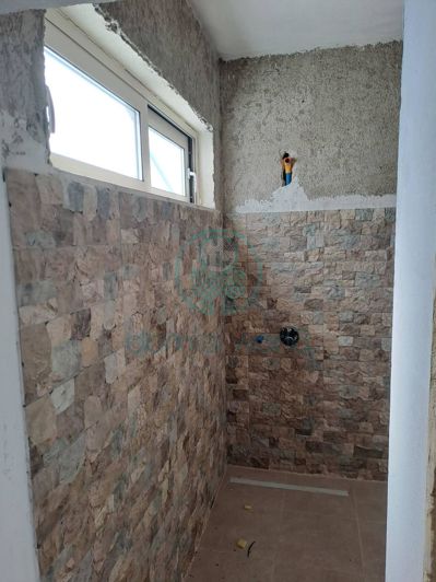 Image No.17-3 Bed House for sale