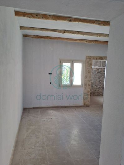 Image No.18-3 Bed House for sale