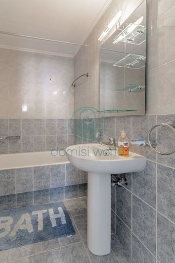 Image No.25-2 Bed Apartment for sale