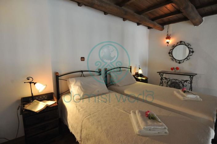 Image No.15-3 Bed Property for sale