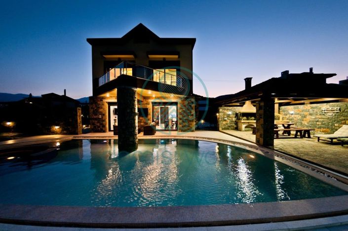 Image No.1-4 Bed Villa for sale