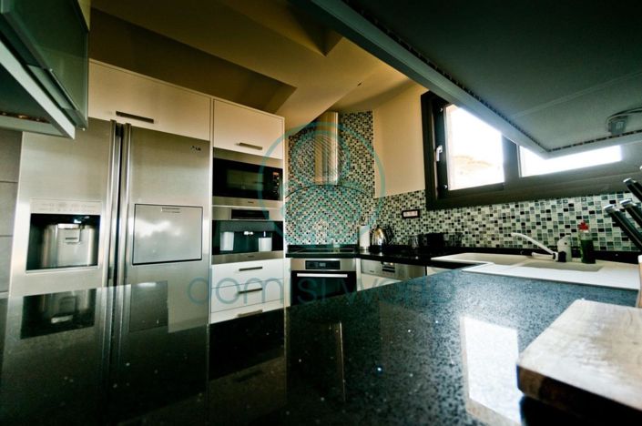 Image No.10-4 Bed Villa for sale