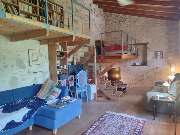 Image No.11-3 Bed House for sale