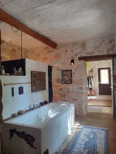 Image No.15-3 Bed House for sale