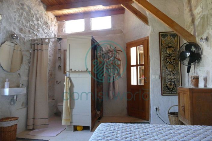 Image No.23-3 Bed House for sale