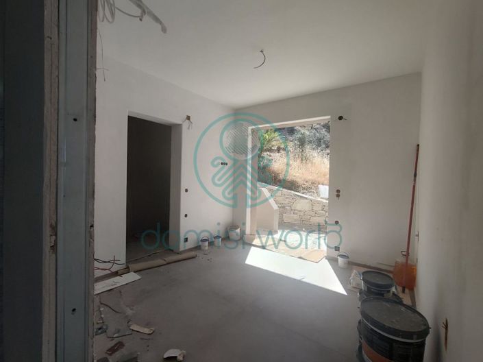 Image No.10-3 Bed House for sale