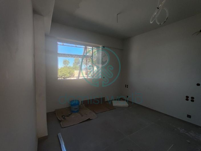 Image No.19-3 Bed House for sale