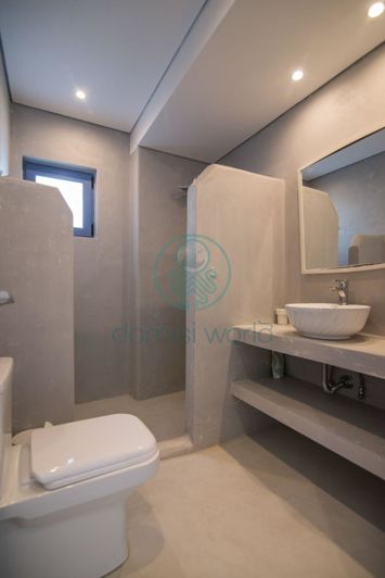 Image No.9-5 Bed Villa for sale