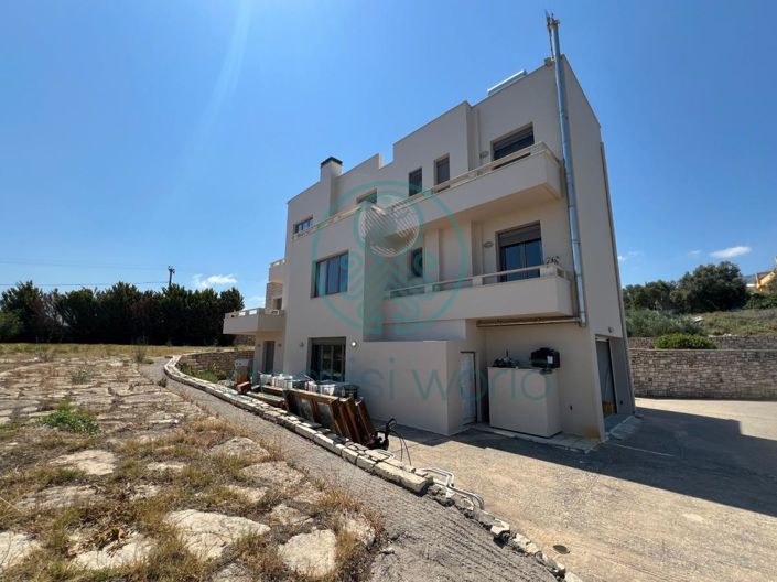 Image No.9-6 Bed Villa for sale