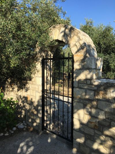 Image No.10-2 Bed House for sale