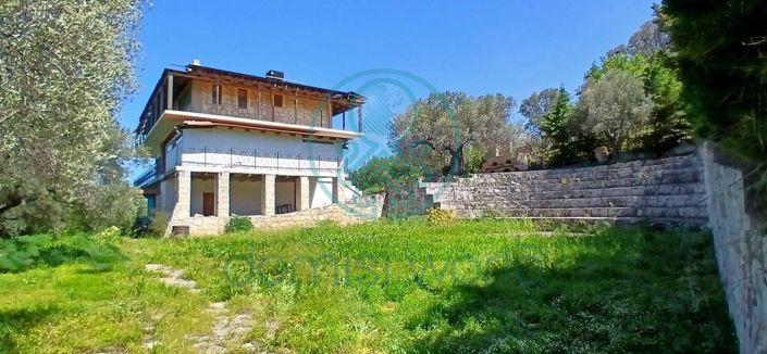 Image No.7-5 Bed House for sale