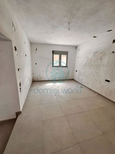 Image No.17-3 Bed House for sale