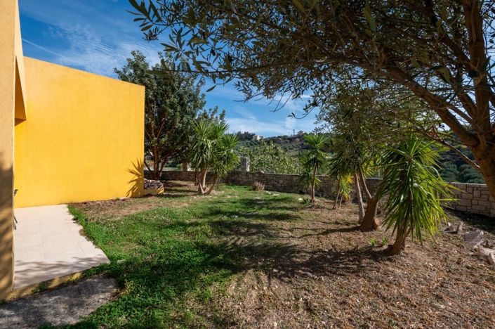 Image No.21-2 Bed Property for sale