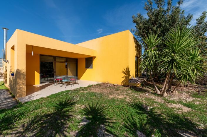 Image No.3-2 Bed Property for sale