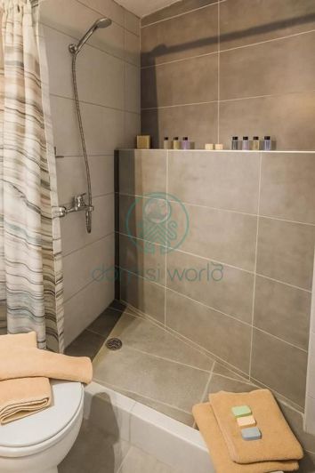 Image No.10-1 Bed Villa / Detached for sale