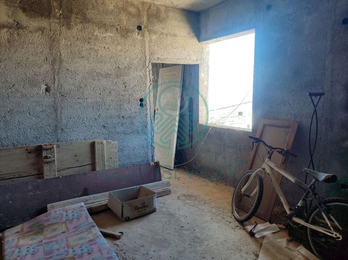 Image No.24-4 Bed House for sale