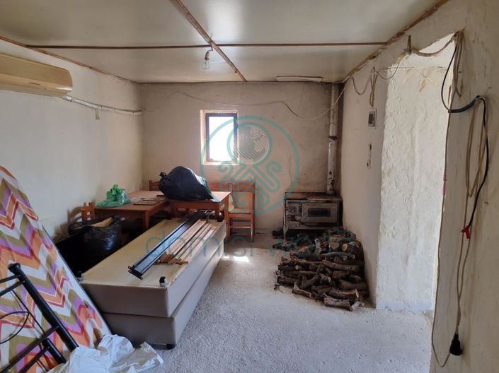 Image No.6-4 Bed House for sale