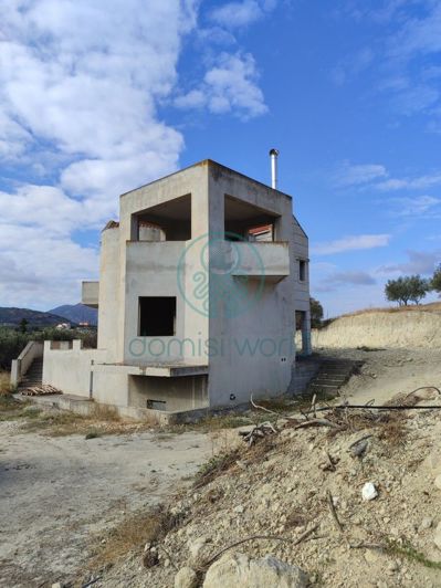 Image No.2-3 Bed Villa / Detached for sale