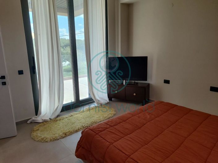 Image No.21-5 Bed Villa for sale