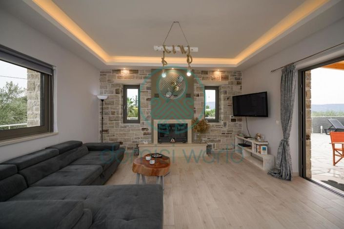 Image No.5-Villa de 2 chambres à vendre à Kamilari