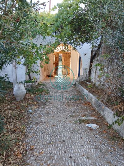 Image No.10-1 Bed House for sale