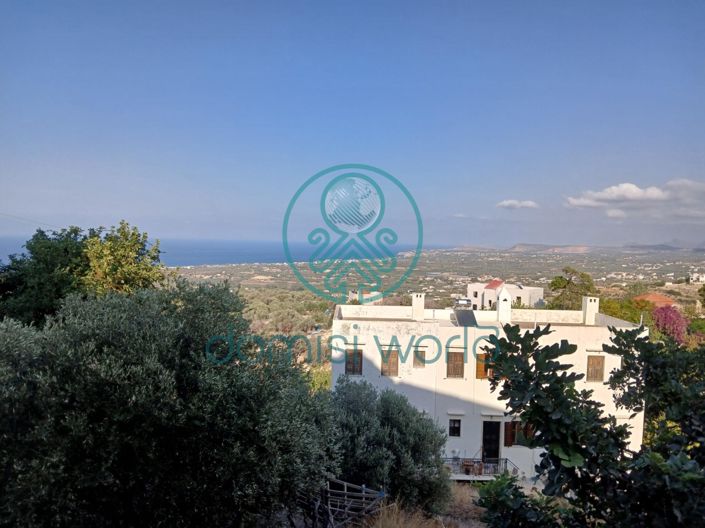 Image No.11-1 Bed House for sale