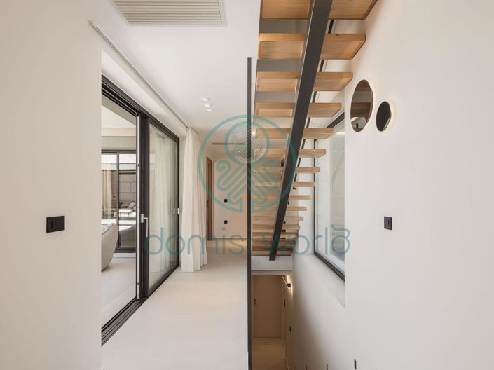 Image No.7-4 Bed Villa for sale