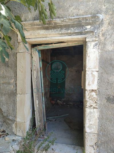 Image No.7-2 Bed House for sale