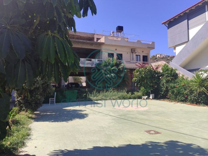 Image No.4-4 Bed Property for sale