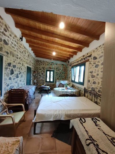 Image No.22-2 Bed House for sale